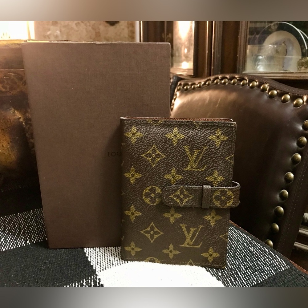 ☺️ SOLD 👏🏻 Louis Vuitton Photo Album Book